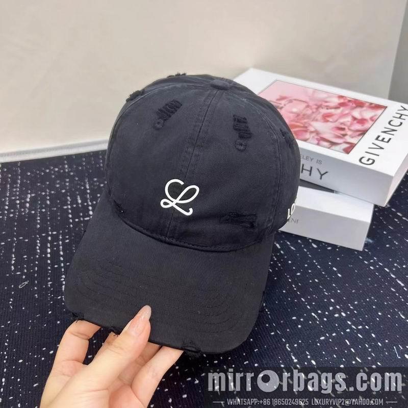 Replica Loewe cap dx18