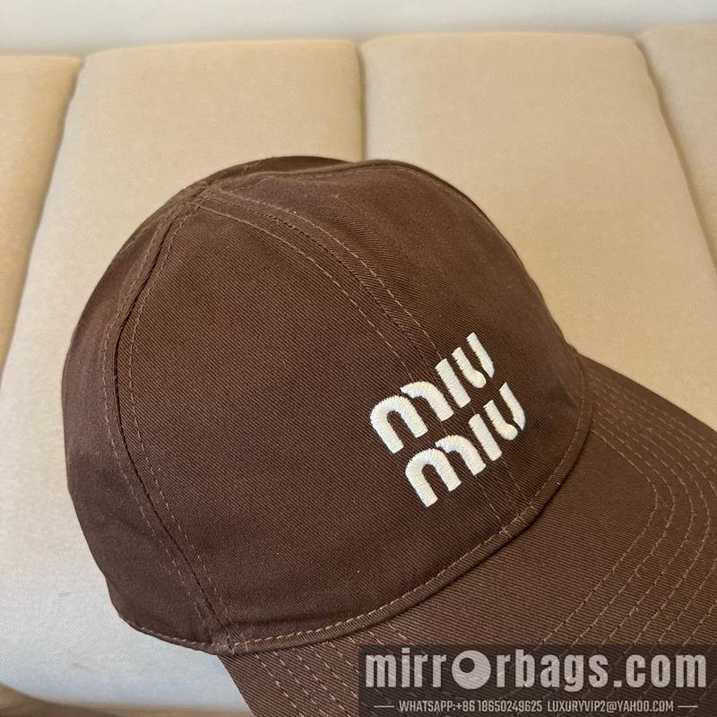 Replica Miumiu Cap dx32