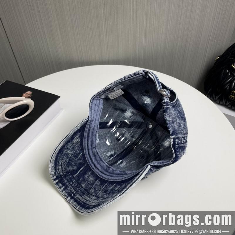 Replica Loewe cap dx50