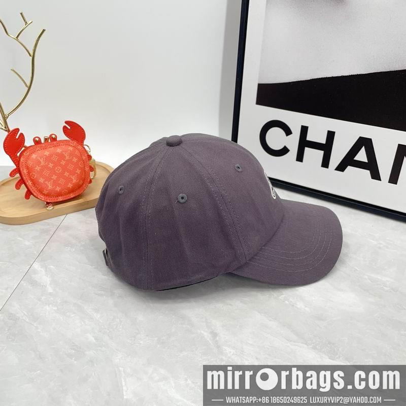 Replica Vivienne Westwood cap dx03