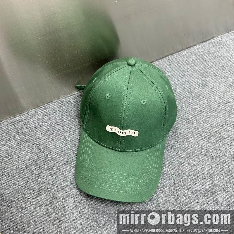 Replica Miumiu cap dx76