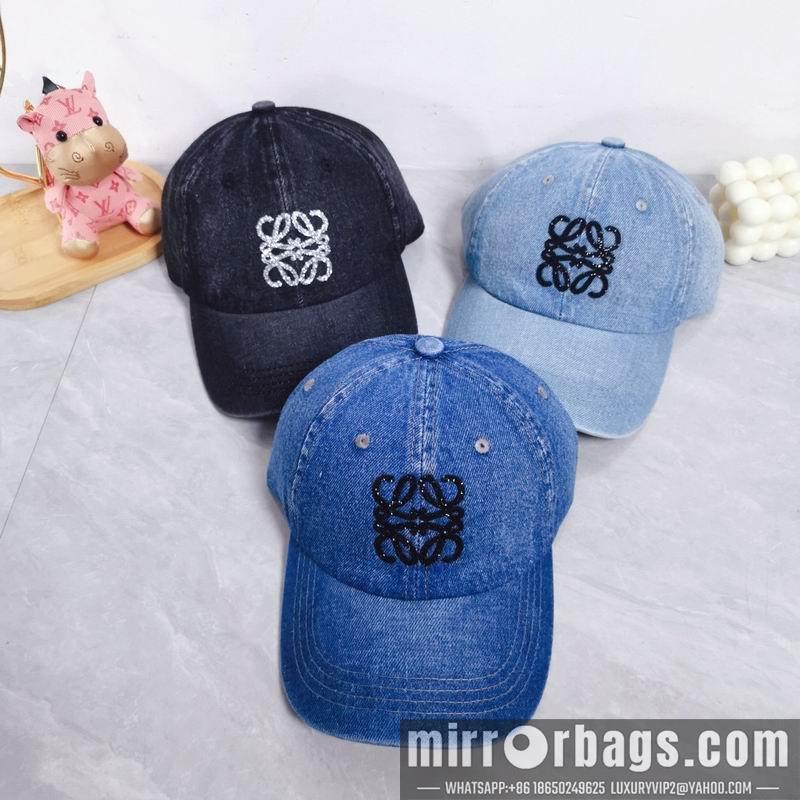 Replica Loewe Cap dx07