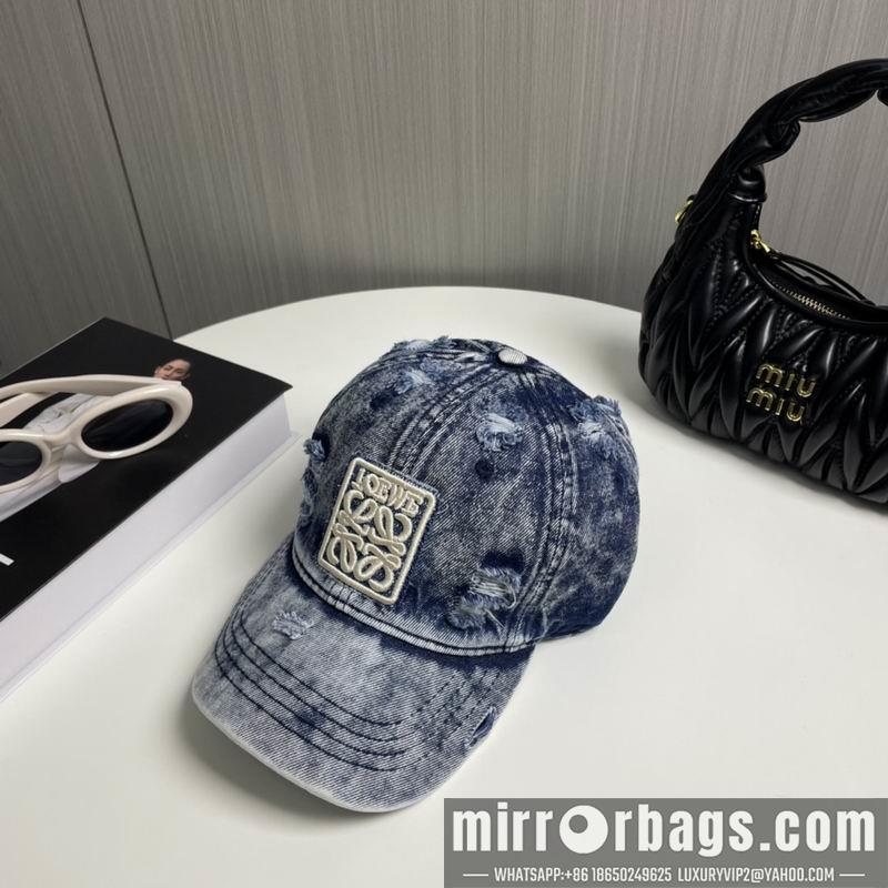 Replica Loewe cap dx50