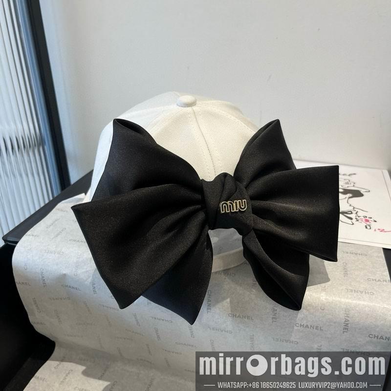 Replica Miumiu cap dx06