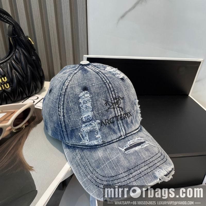 Replica Arcteryx cap dx18