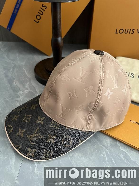 Replica LV Cap dxn04