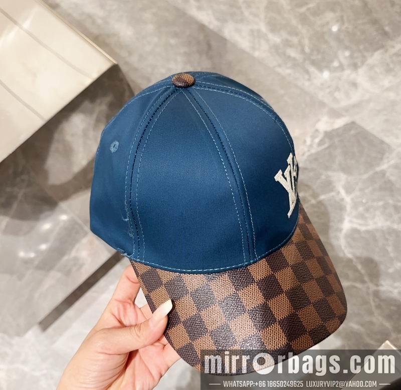 Replica LV cap 071303