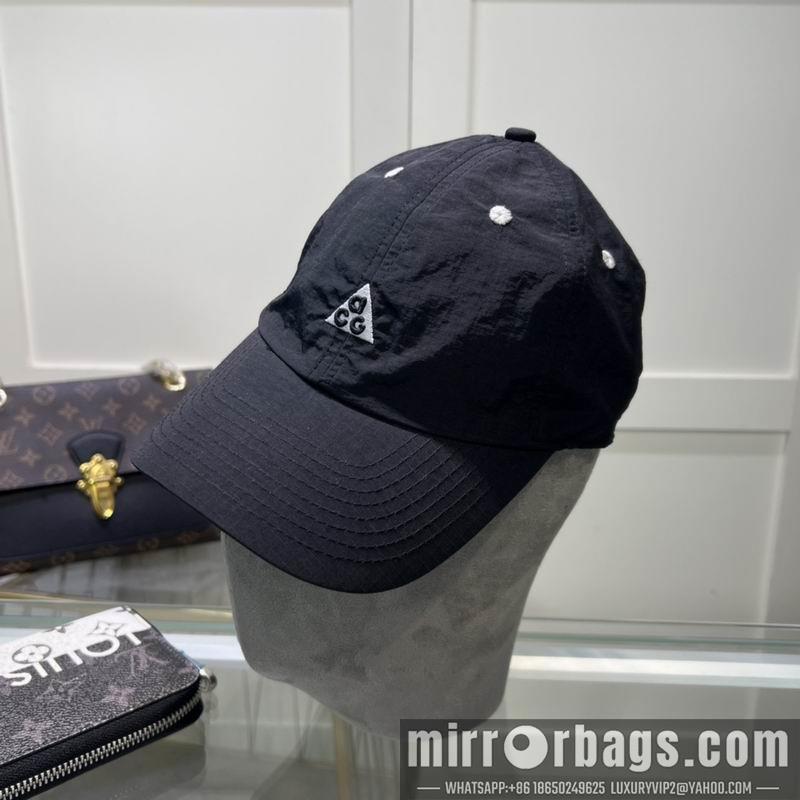 Replica Other cap dx17