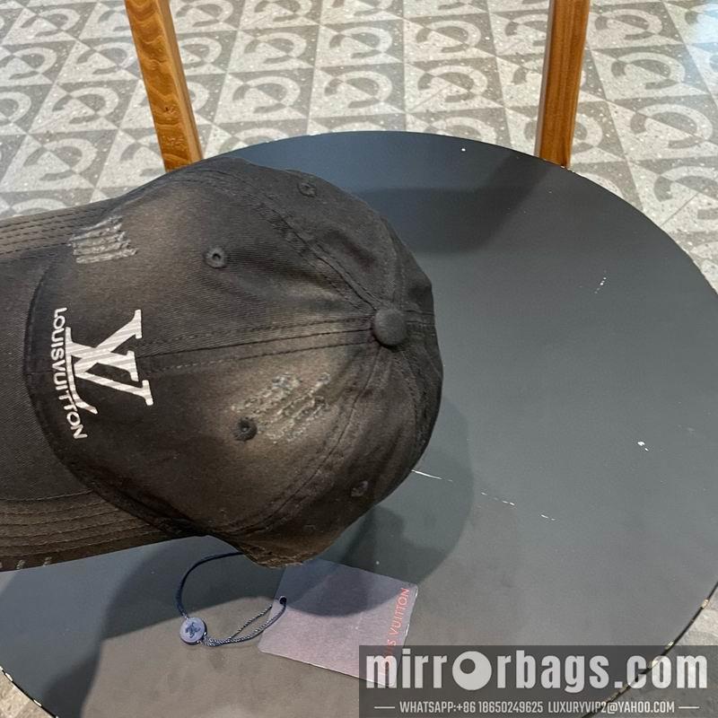 Replica LV cap 020802