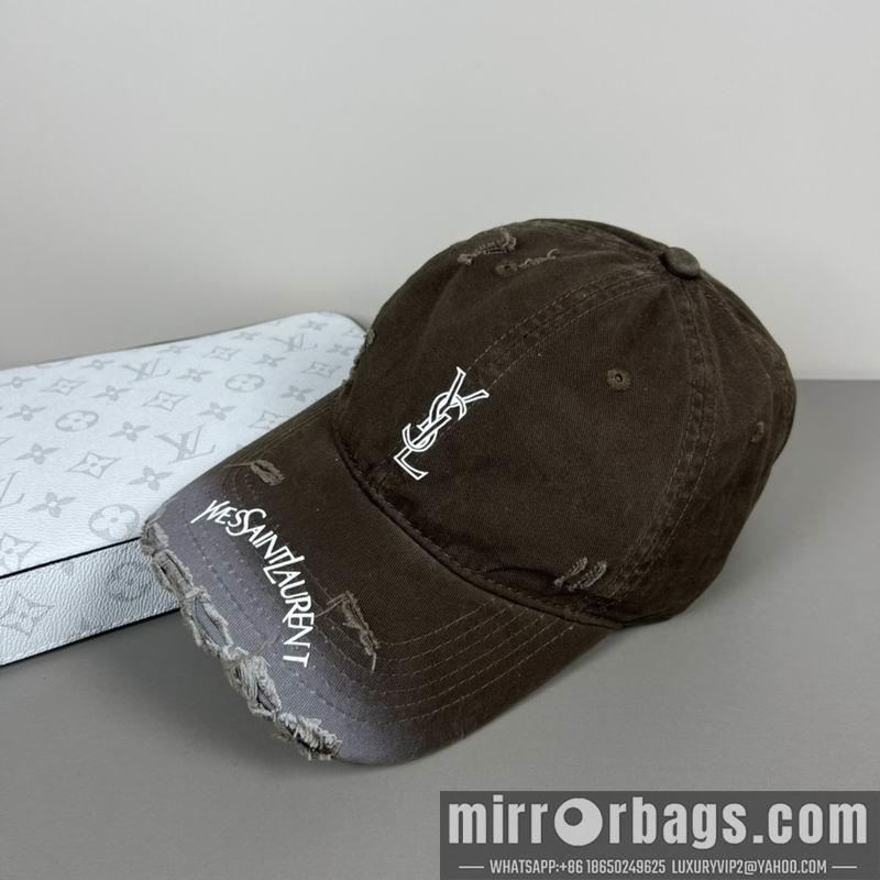 Replica YSL cap dx34