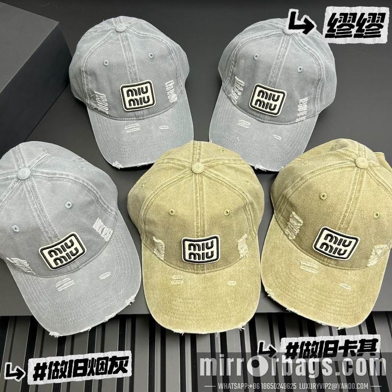 Replica Miumiu cap dx03