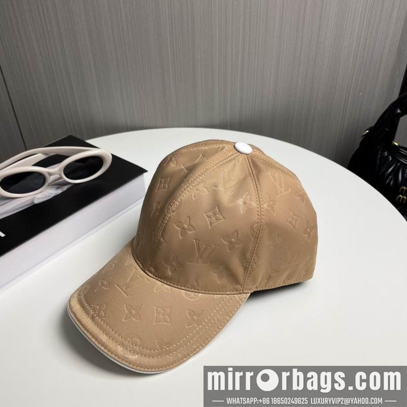 Replica LV cap dx44