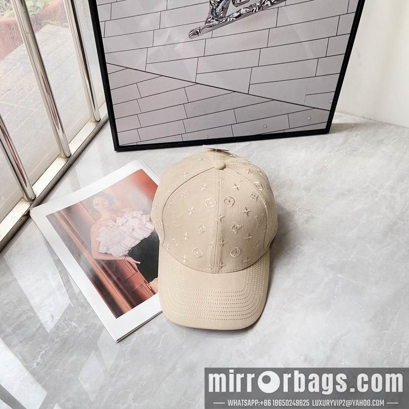 Replica LV cap 050703