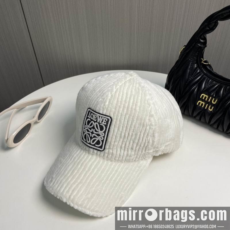 Replica Loewe cap 010401