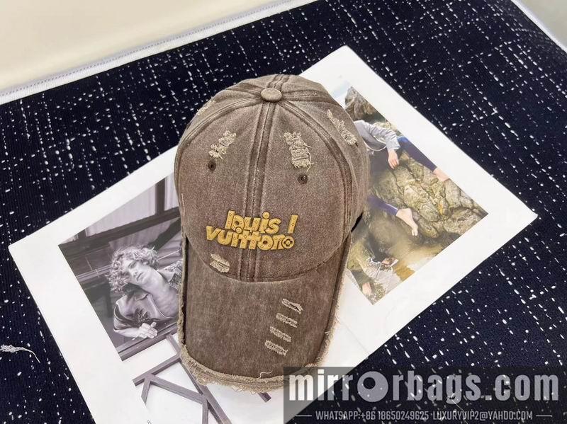 Replica LV cap dx109