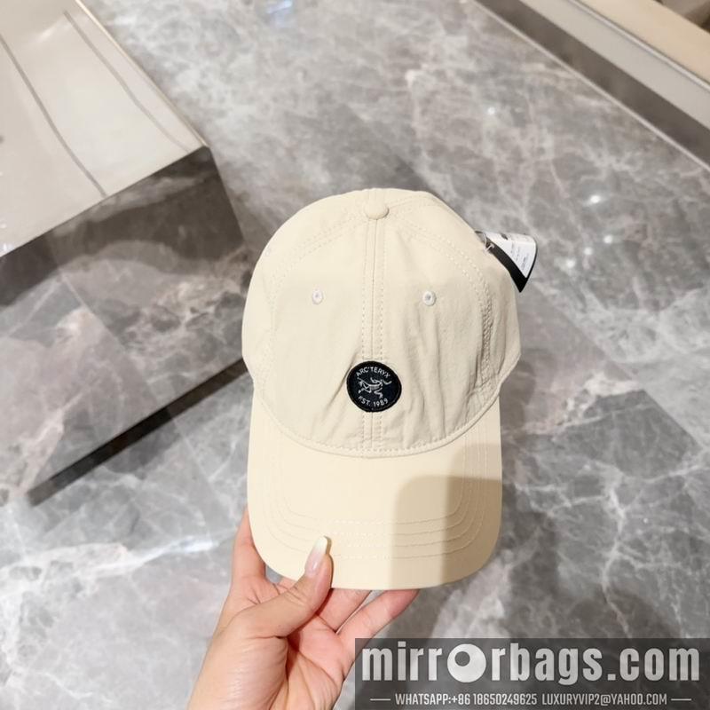 Replica Arcteryx cap dx10