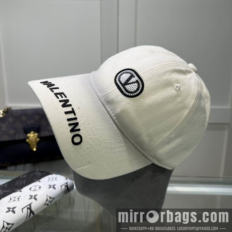 Replica Valentino Hat dx02