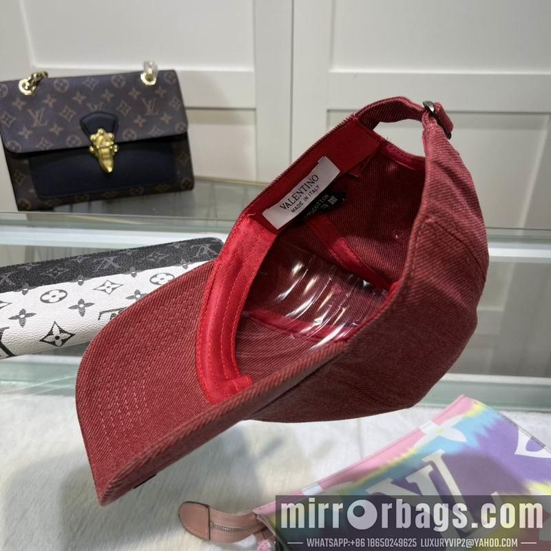 Replica Valentino Hat dx02