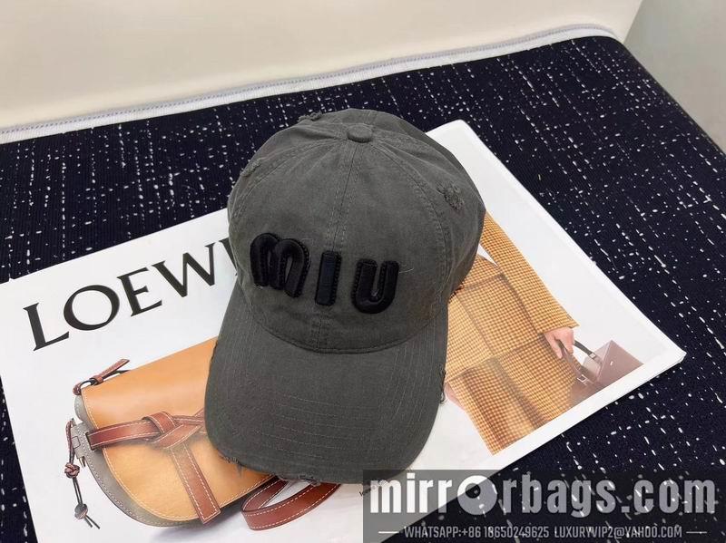 Replica Miumiu cap dx72