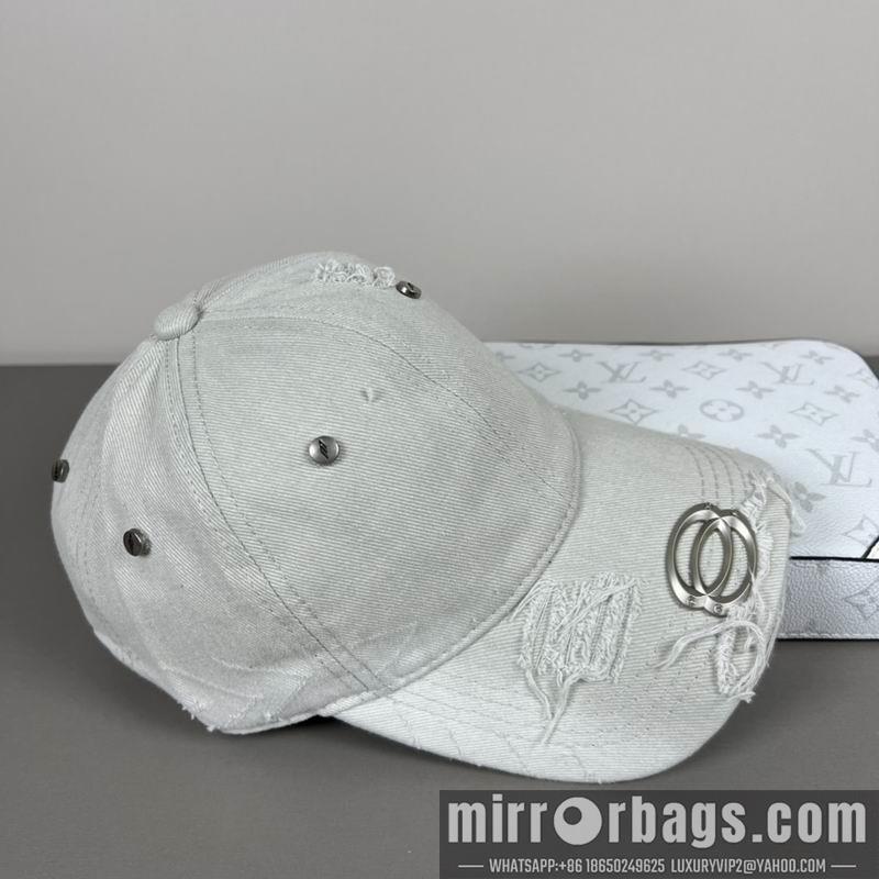 Replica Balenciaga cap dx40