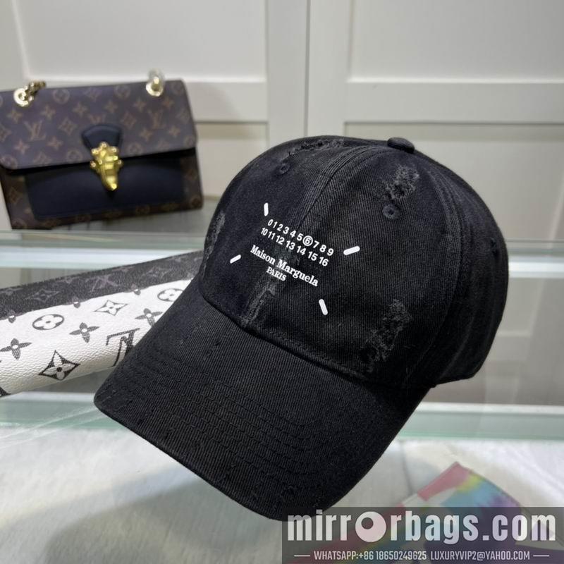 Replica Other cap dx01