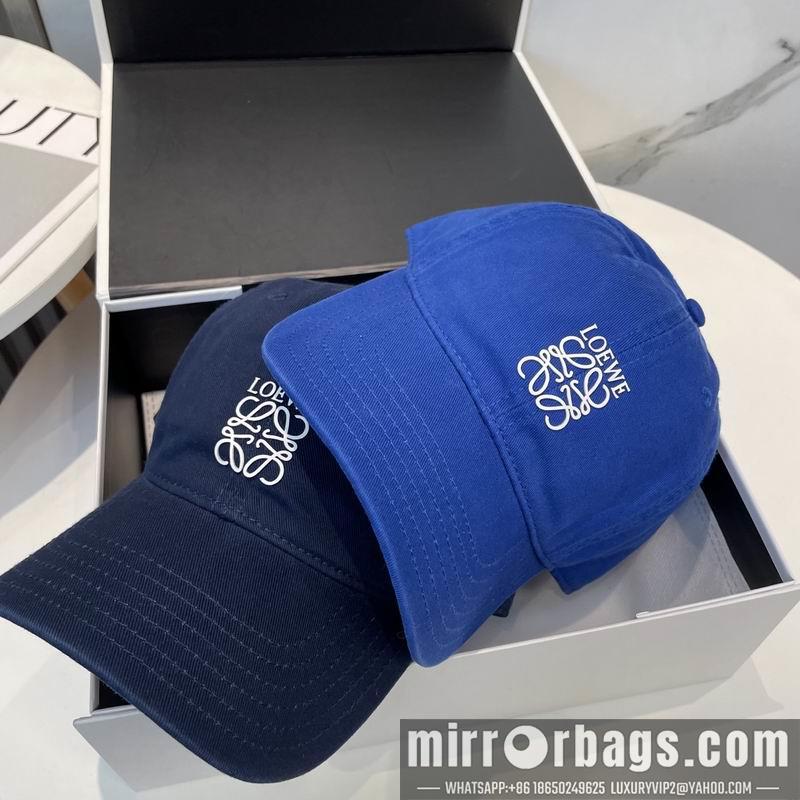 Replica Loewe cap dx49