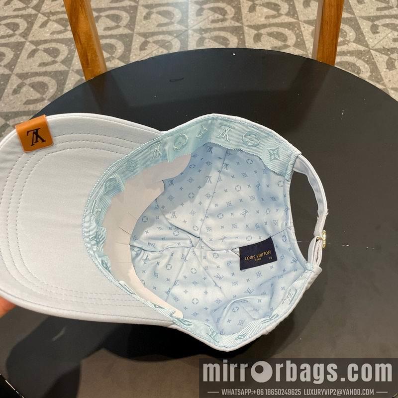 Replica LV  cap 072303