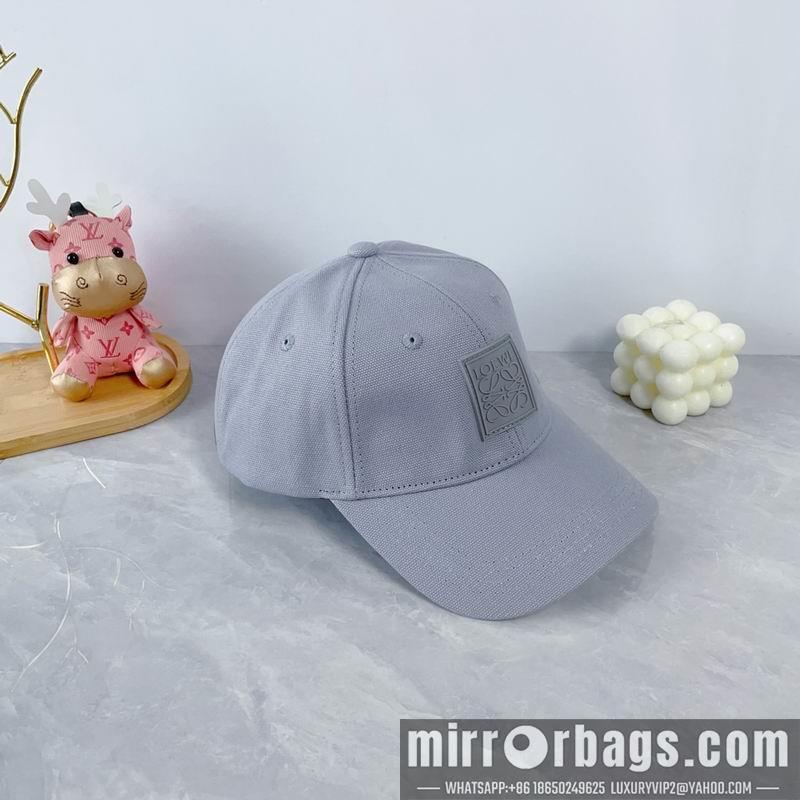 Replica Loewe cap dx20