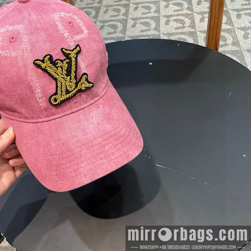 Replica LV cap 020803