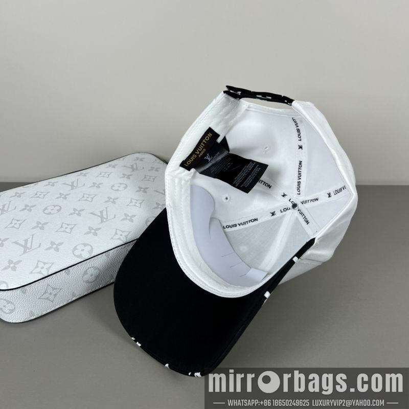Replica LV cap dx63