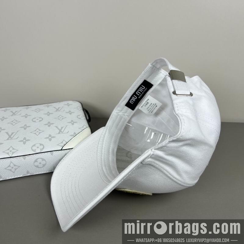 Replica Miumiu cap dx20
