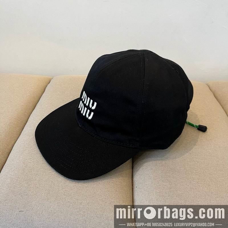 Replica Miumiu Cap dx32
