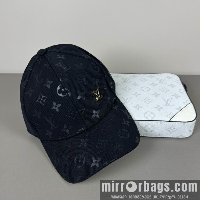 Replica LV cap dx18