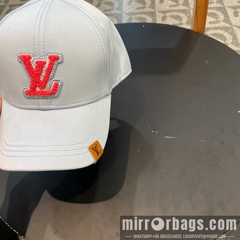 Replica LV  cap 072303