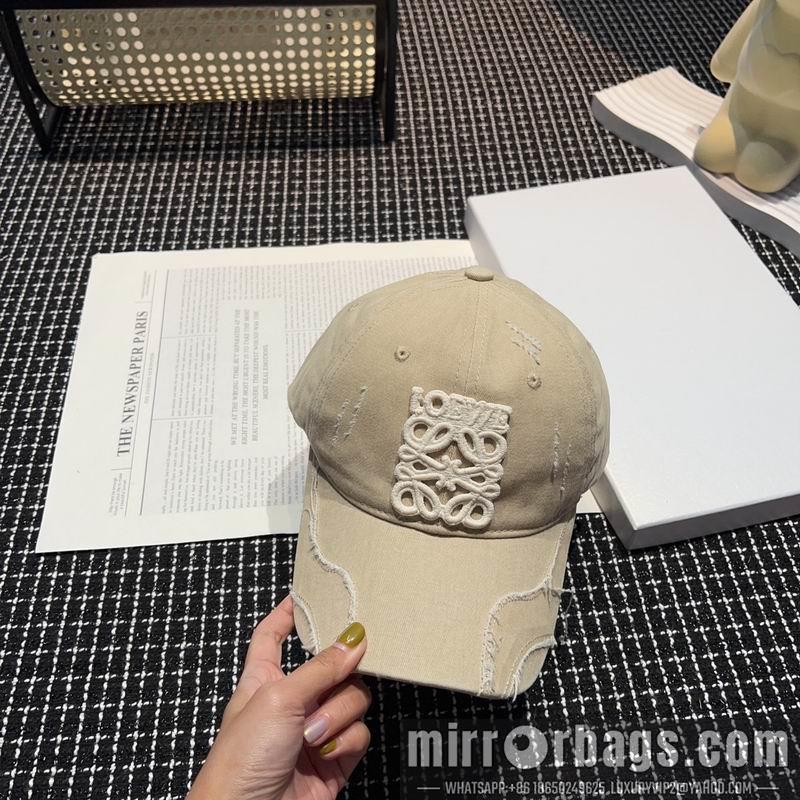 Replica Loewe cap dx08