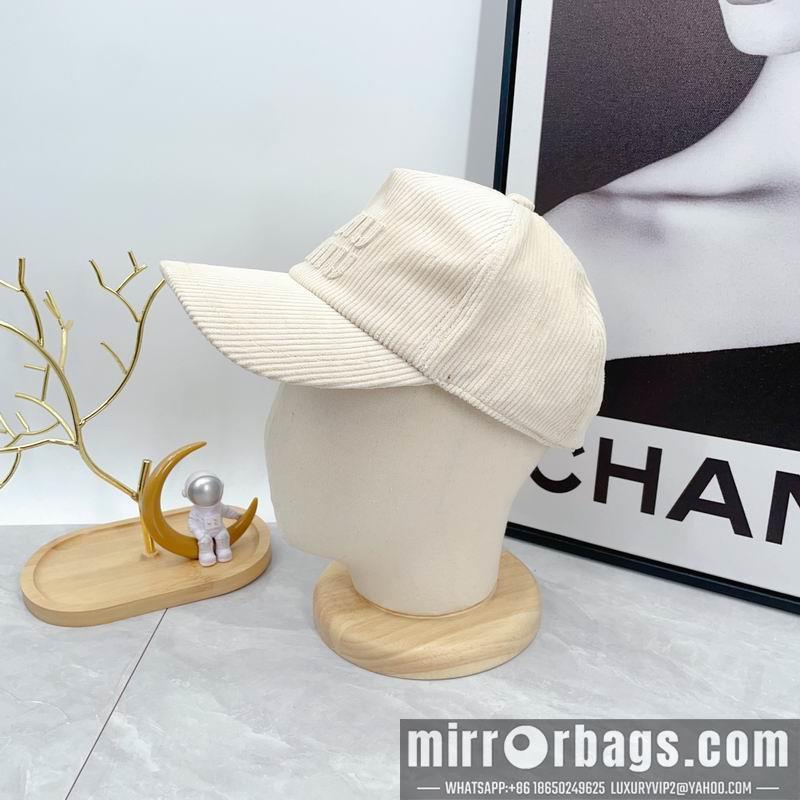 Replica Miumiu Cap dx34