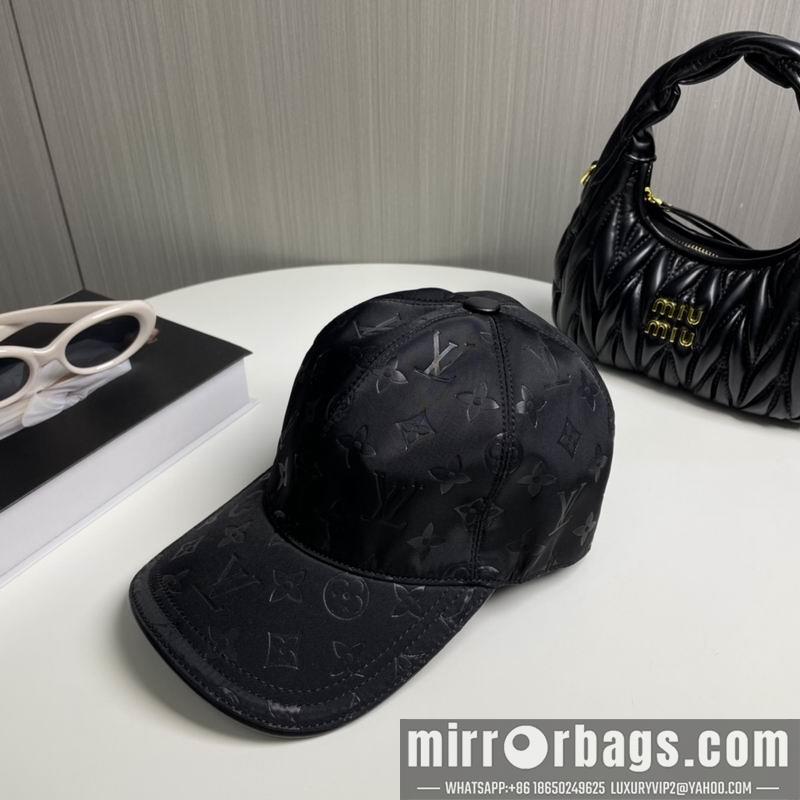 Replica LV cap dx44