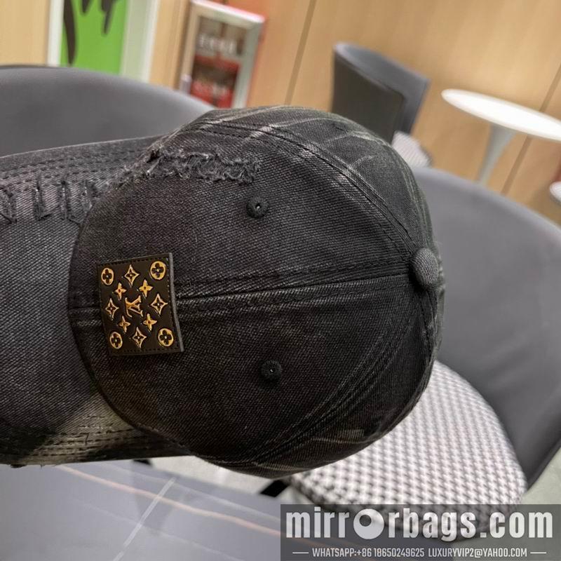 Replica LV cap 092701