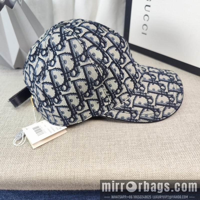 Replica Dior cap dx30