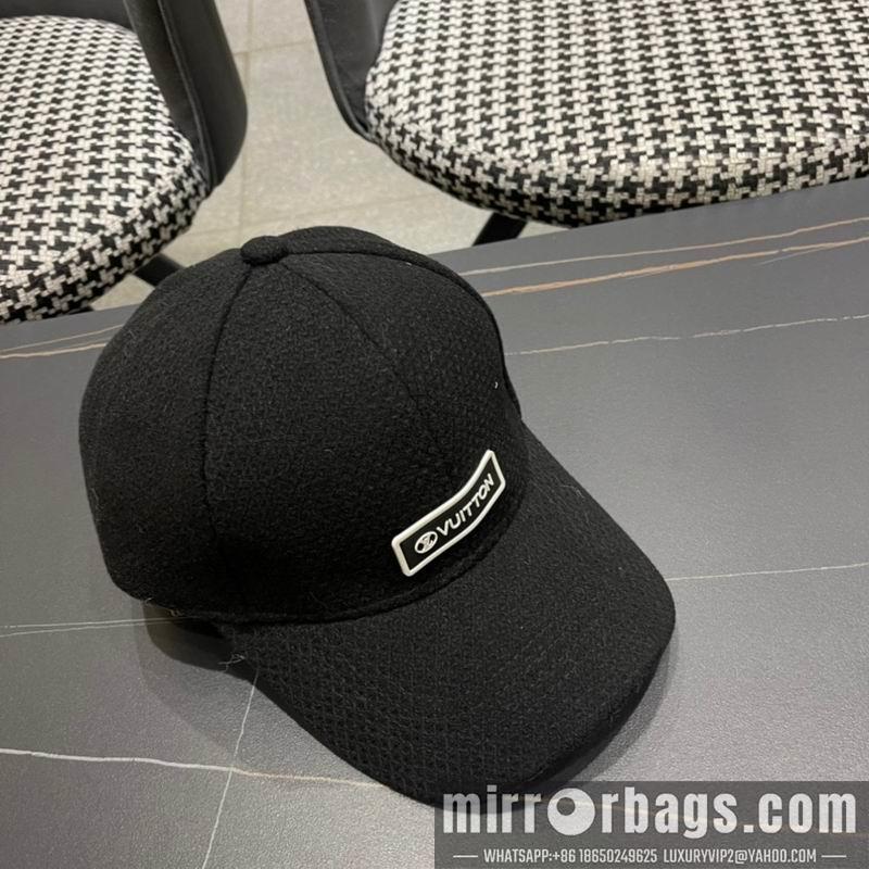 Replica LV cap 010701