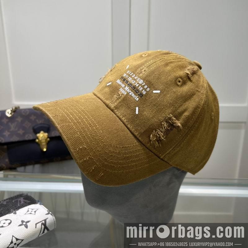 Replica Other cap dx01