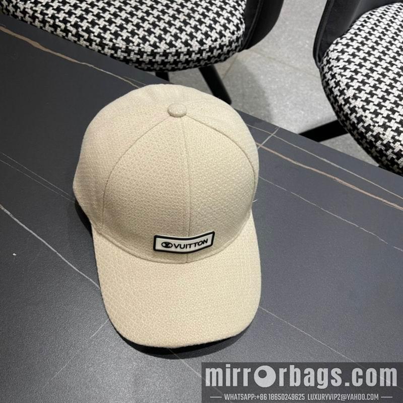 Replica LV cap 010701