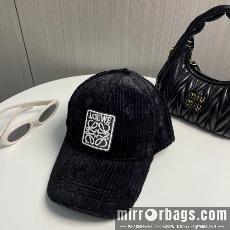 Replica Loewe cap 010401