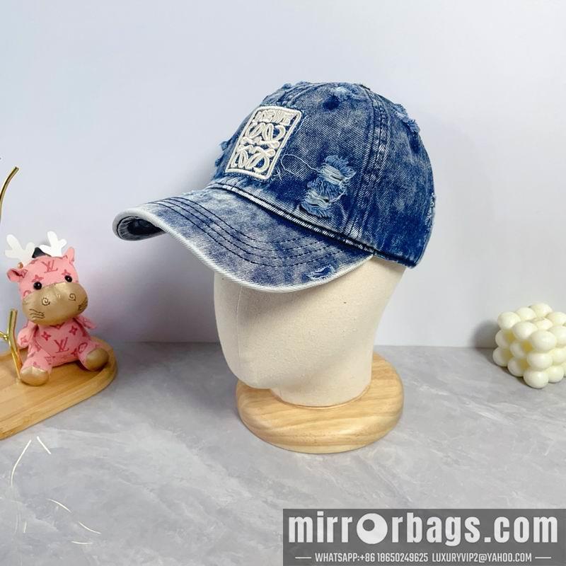 Replica Loewe cap dx12