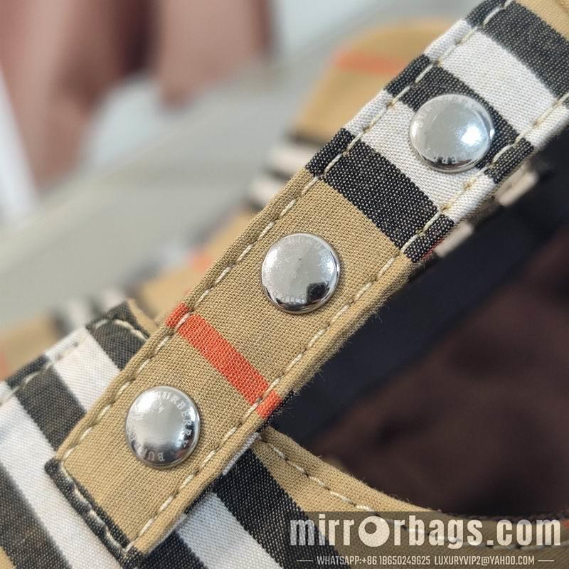 Replica Burberry Hat dx53
