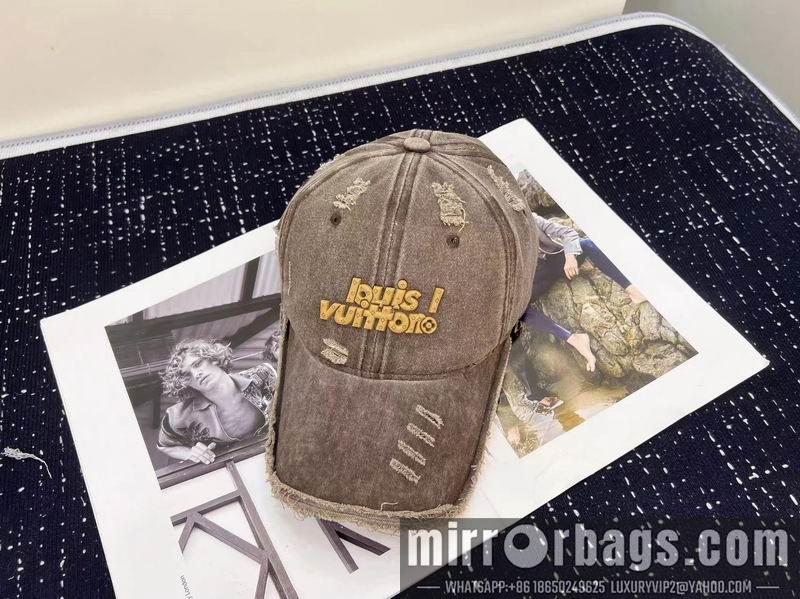 Replica LV cap dx109
