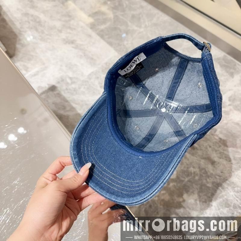 Replica Loewe cap 041701