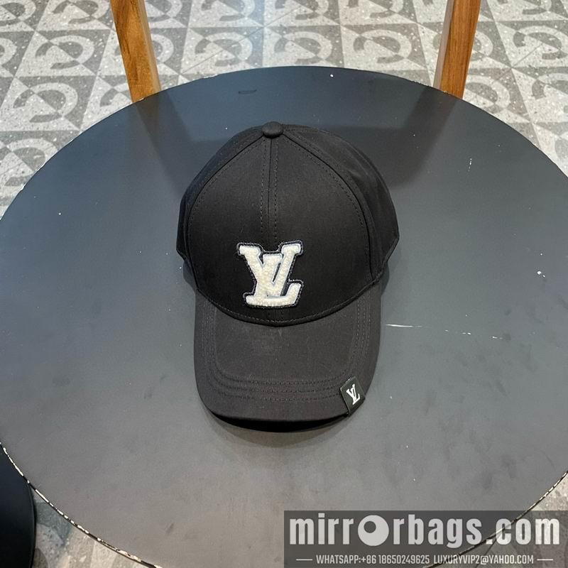 Replica LV  cap 072303