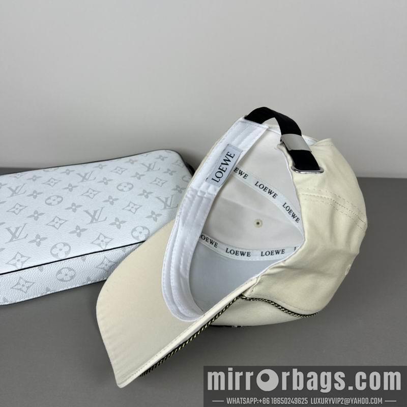 Replica Loewe cap dx47