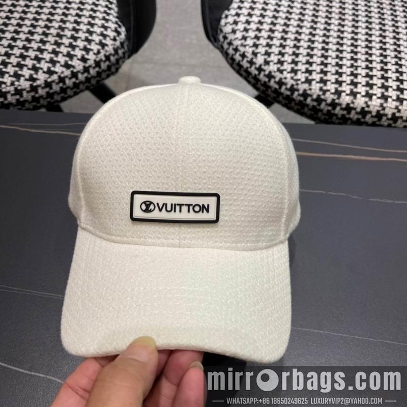 Replica LV cap 010701
